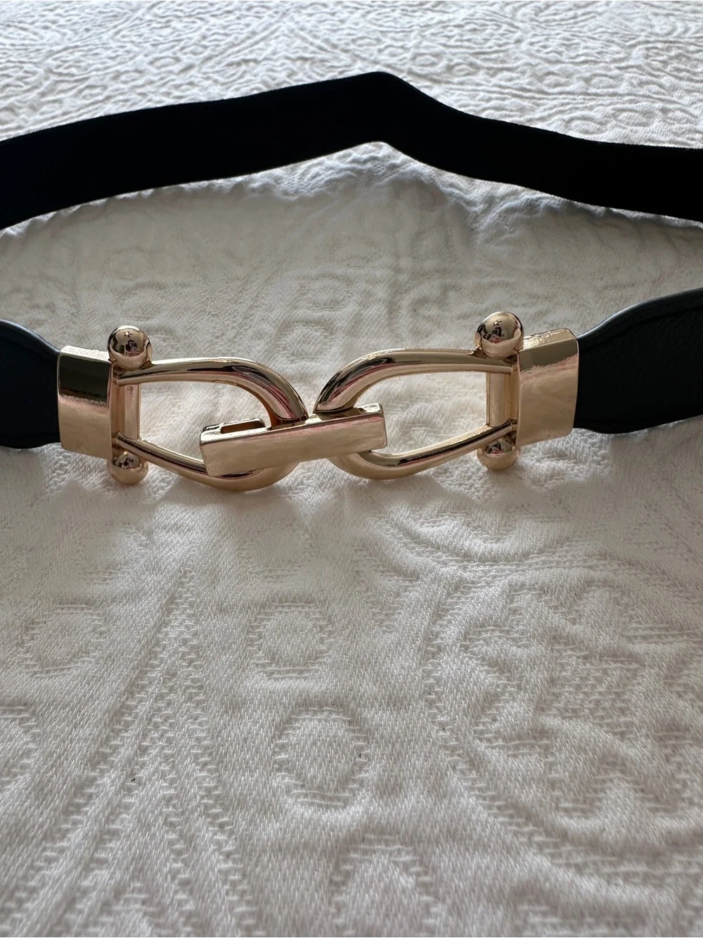 NWT - Stretchy Women’s Belt 1x Black + 1x Brown with Gold Hardware
